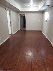 Hamilton East 3 Bed Room in main floor $1695.00   60% utilities