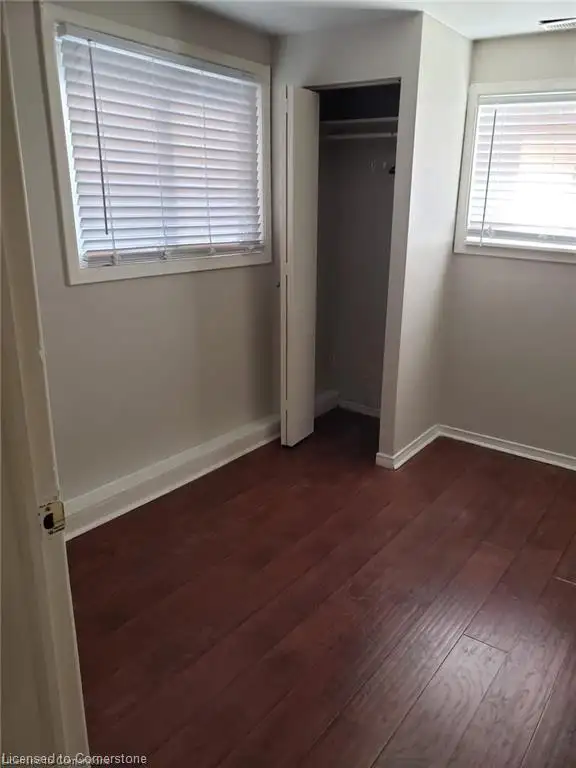 Hamilton East 3 Bed Room in main floor $1695.00   60% utilities - Photo 2