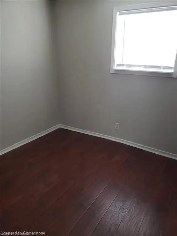 Hamilton East 3 Bed Room in main floor $1695.00   60% utilities - Photo 3