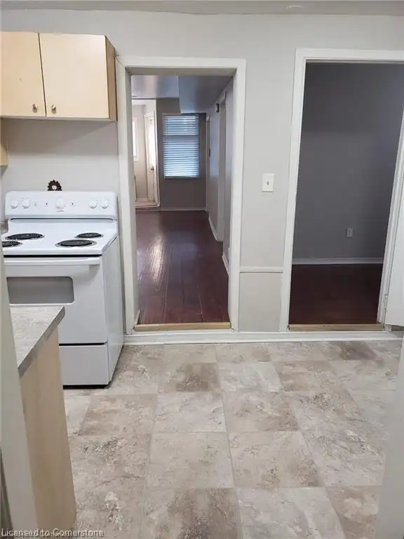 Hamilton East 3 Bed Room in main floor $1695.00   60% utilities - Photo 5