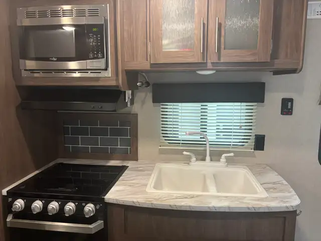 Keystone Hideout  Travel Trailer- Price Negotiable - Photo 6