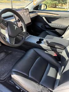 2021 Tesla Model 3 - Photo 6