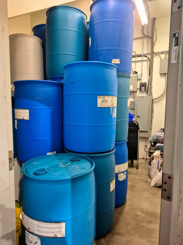 Used 55 Gallon Barrels