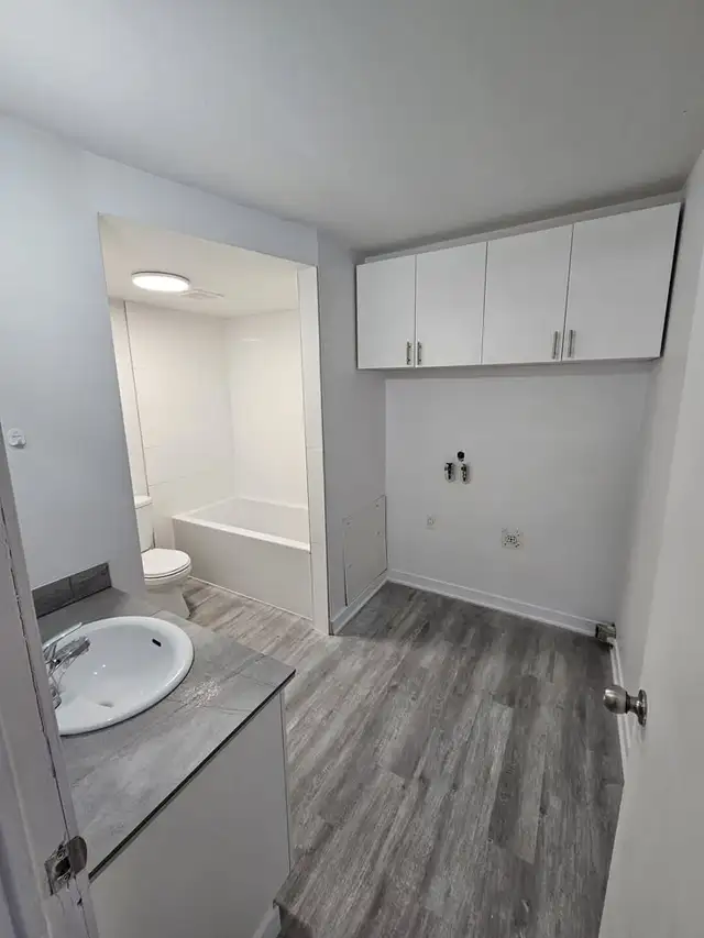 4½ propre et lumineux dans un immeuble calme et bien entretenu. - Photo 6