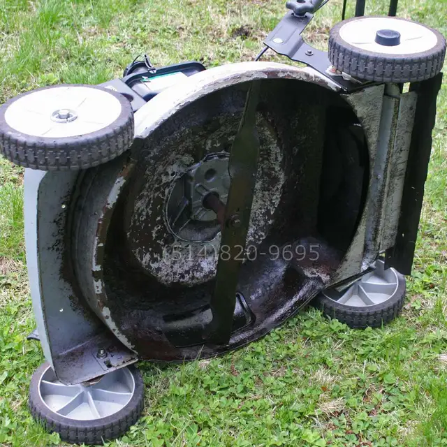 Tondeuse à gazon 22' Briggs Stratton 140cc OHV avec sac - Photo 10
