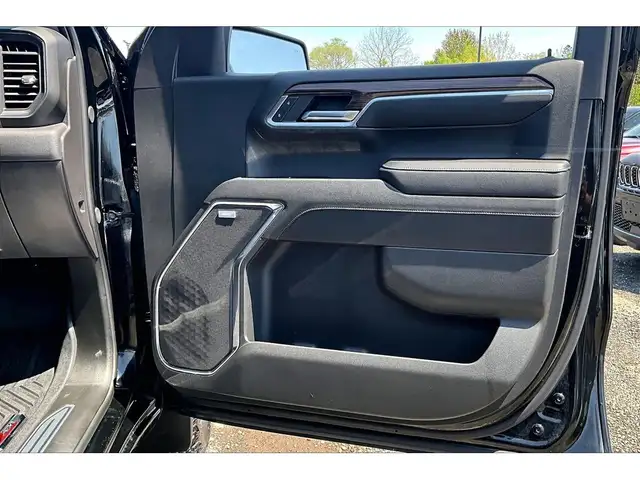 2024 Chevrolet Silverado 1500 LT Trail Boss Premium | Midnight E - Photo 19