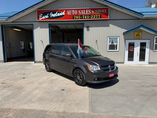 2020 Dodge Grand Caravan Crew