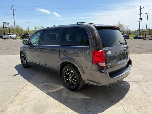 2020 Dodge Grand Caravan Crew - Photo 3