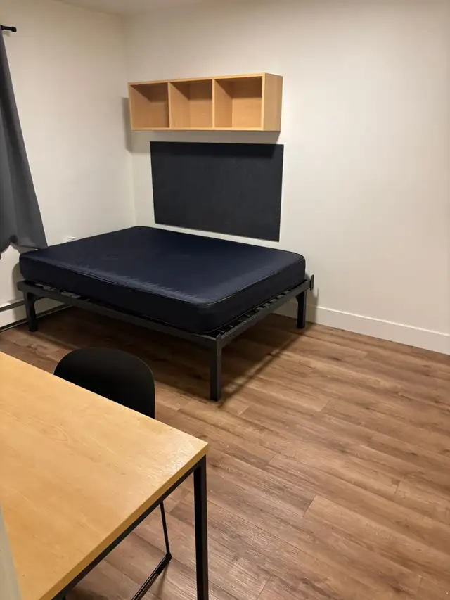 Room for Rent (Browns Court)