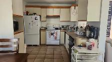 Chambre avec entrée indépendante à louer - Photo 7