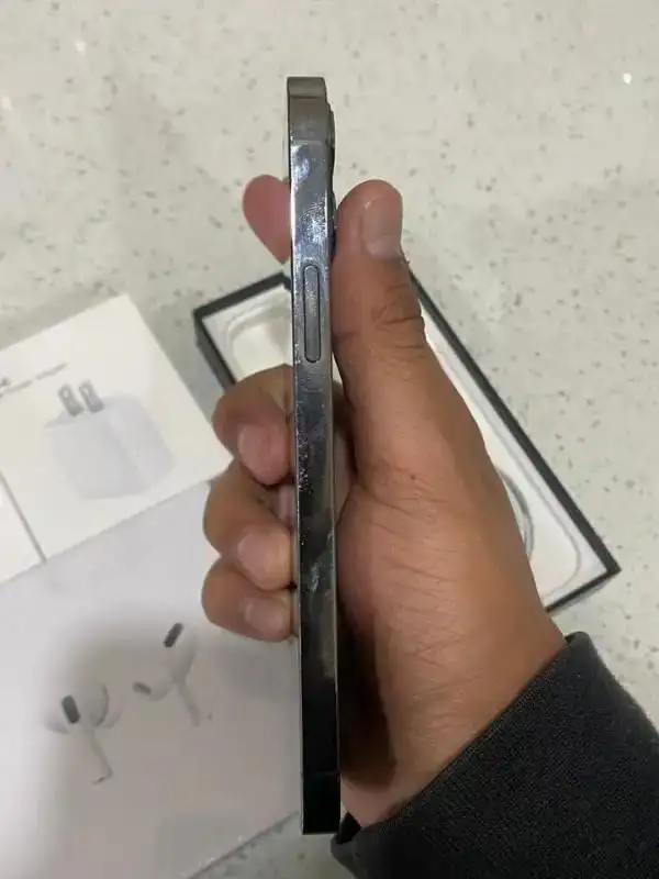 iPhone 12 PRO 512GB Unlocked - Mint Condition! - Photo 6