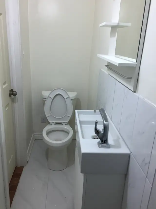 Private rooms with private washrooms - Photo 6