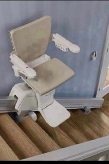 Stairlift Handicare 1100 Model 3 AVAILABLE - Photo 2