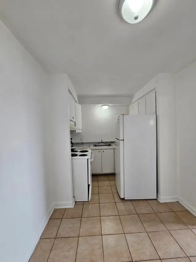 3 1/2 apartment for rent  -  Boulevard Henri-Bourassa E - Photo 2