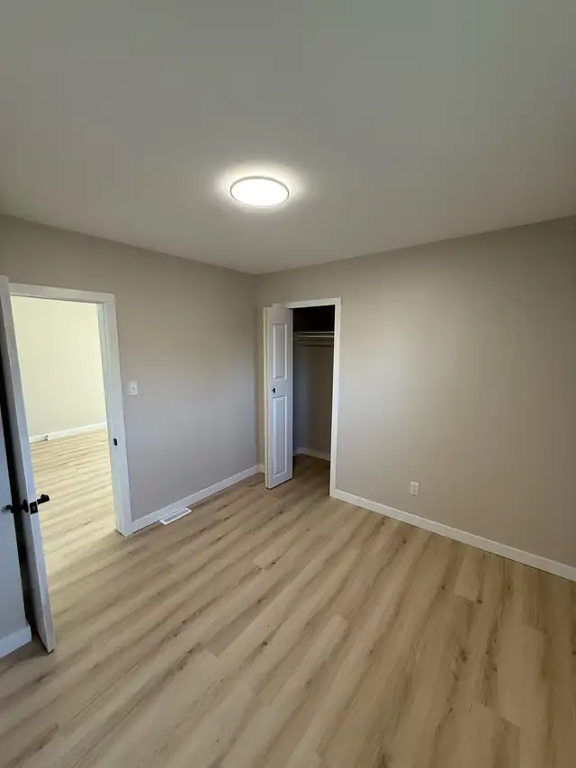 3 bed one bath - Photo 4