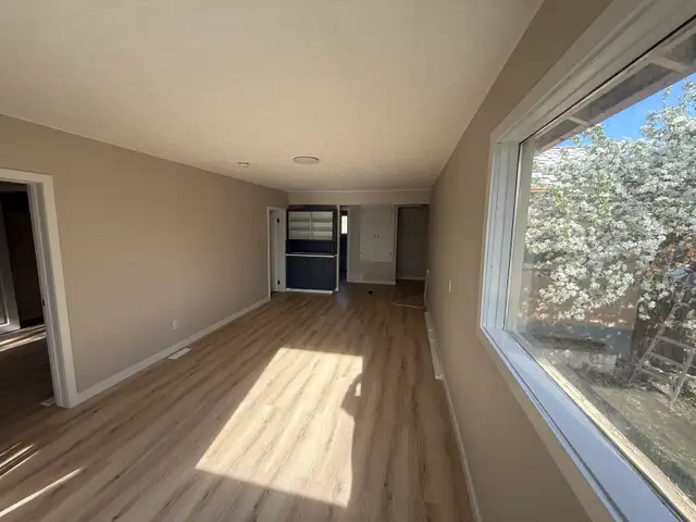 3 bed one bath - Photo 9