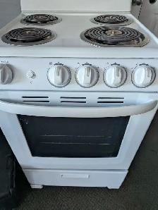 Danby 24' stove
