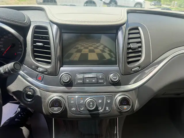 2018 Chevrolet IMPALA LT - Photo 12