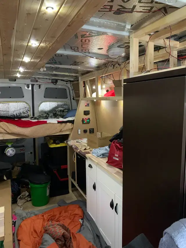 sprinter camper van - Photo 3