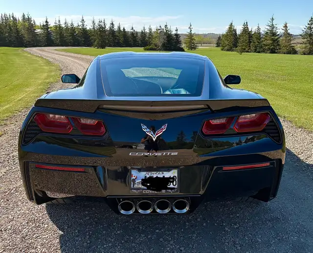2017 Chevrolet Corvette Stingray Like New condition - Photo 4