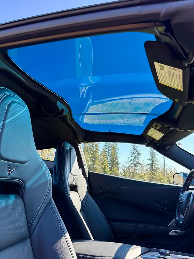 2017 Chevrolet Corvette Stingray Like New condition - Photo 9