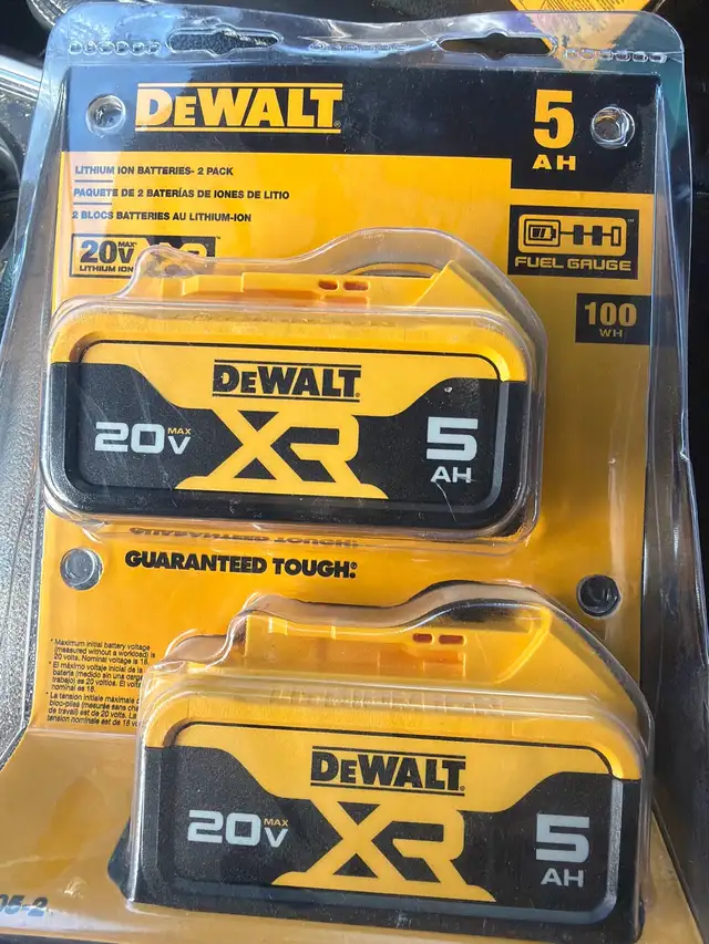 DeWalt batteries - Photo 2