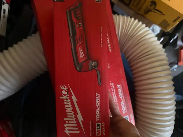Milwaukee M12 multi tool