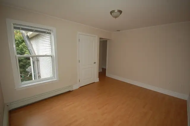 4 Bedroom Downtown Halifax | September 2026 - Photo 4