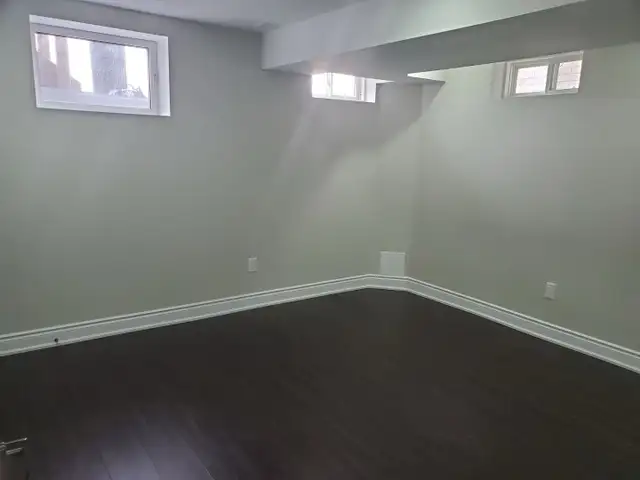 Basement for rent - Photo 4