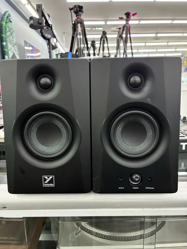 Yorkville YSM 3 Bluetooth Monitor Speakers