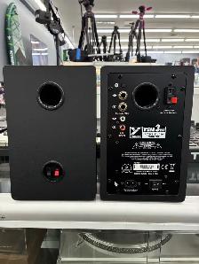 Yorkville YSM 3 Bluetooth Monitor Speakers - Photo 2