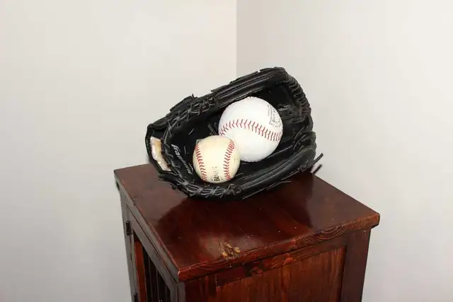 Baseball, super ensemble 25$, gant NEUF, voir photos - Photo 8