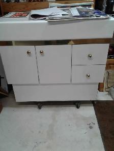 Bathroom vanity