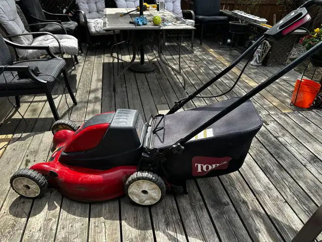 20" TORO cordless electric lawnmower - Photo 3
