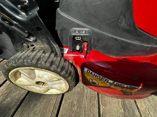 20" TORO cordless electric lawnmower - Photo 5