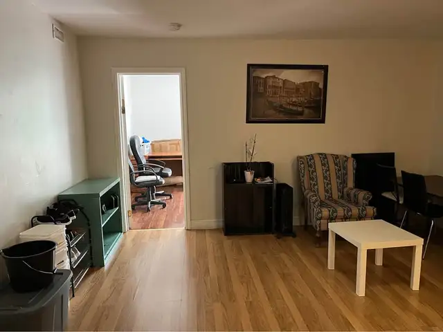 FURNISHED ROOMS AVAILABLE! DOWNTOWN ST CATHARINES! - Photo 3