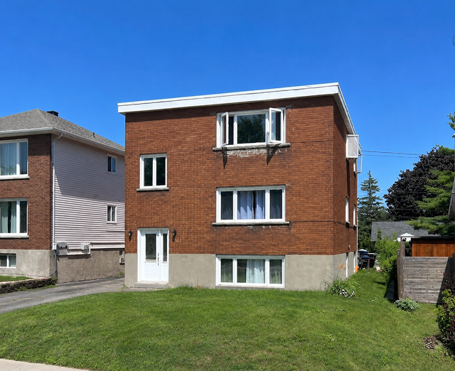 211 Rue Archambault - 211-1 Apartment for Rent