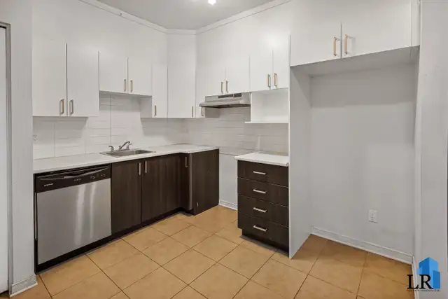 668 Boul. du Plateau - 668-2 Apartment for Rent - Photo 2