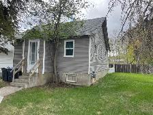 Sylvan Lake House for Rent - Photo 2
