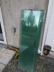 Panneau de verre pour clôture de piscine ou rampe de balcon