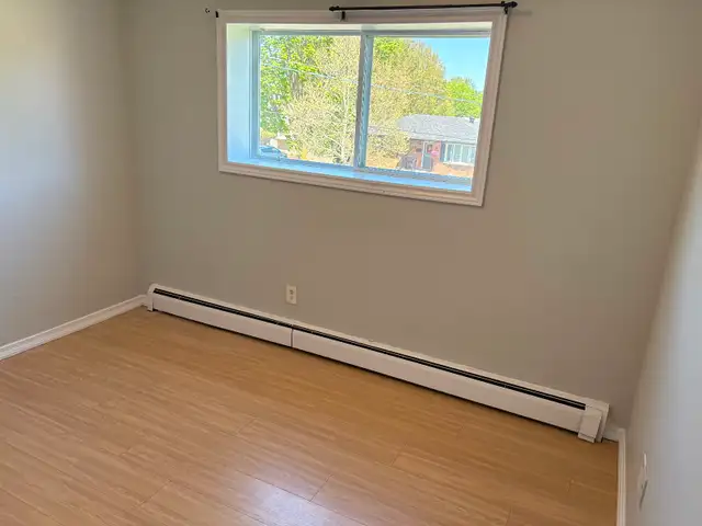 newly renovated 2 bed 1 bath private balcony 14 windsor guelph - Photo 4
