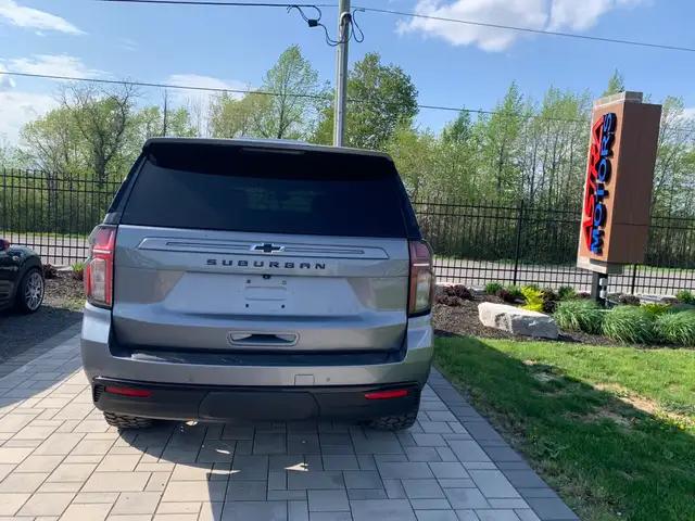 2021 Chevrolet Suburban LT $387.10 Bi-Weekly - Photo 4