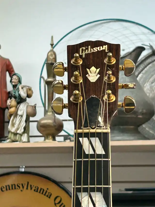 Gibson songwriter Deluxe acoustic - Photo 2