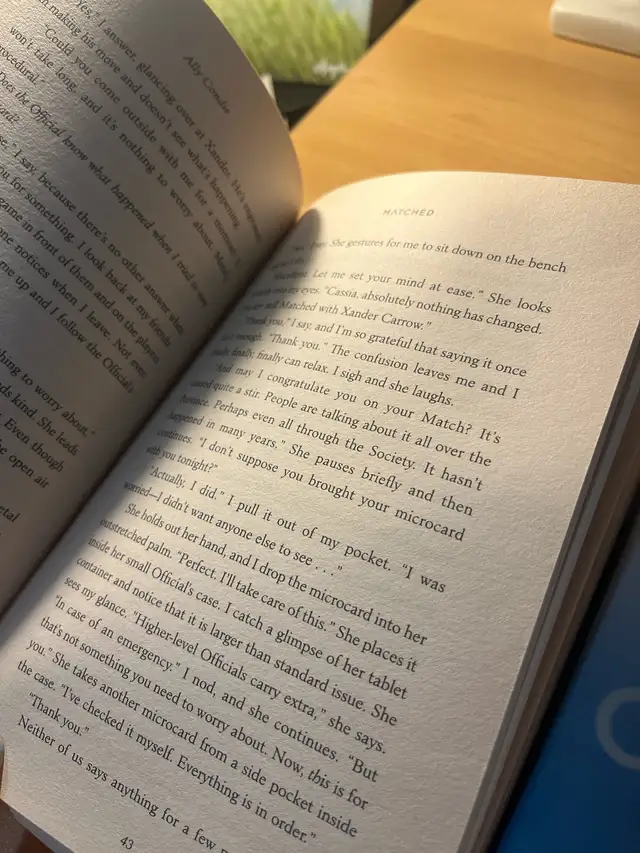 Matched Books - Photo 3