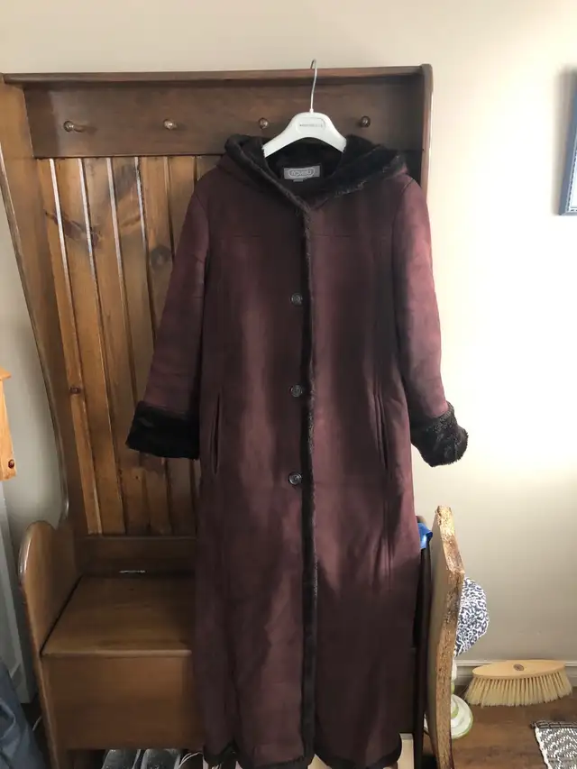Long Brown Winter coat for sale.  Size M