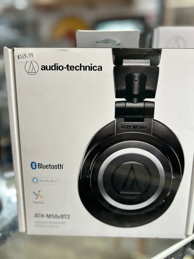 audio Technica Bluetooth headphones - Photo 2