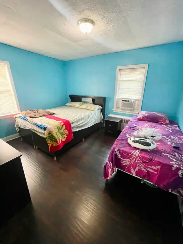 Large 3 bdrm main floor Apt Niagarafalls - Photo 5