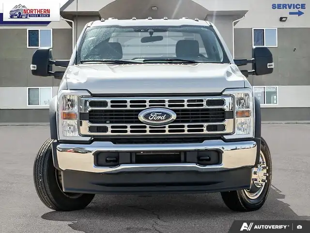 2024 Ford F-550 Chassis XLT Heavy-duty 2024 Ford F-550 Regula... - Photo 2