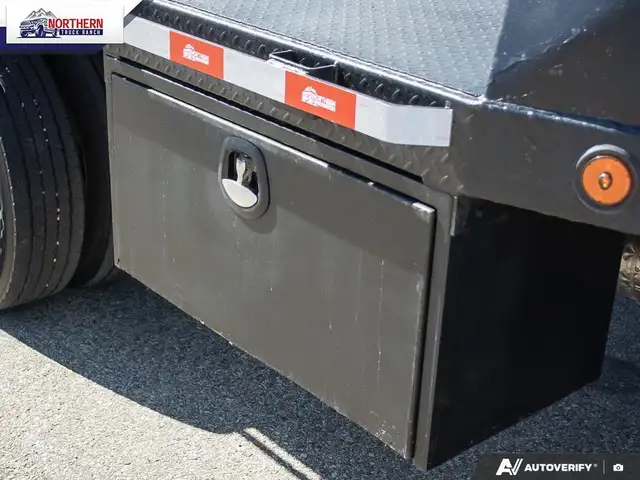 2024 Ford F-550 Chassis XLT Heavy-duty 2024 Ford F-550 Regula... - Photo 11