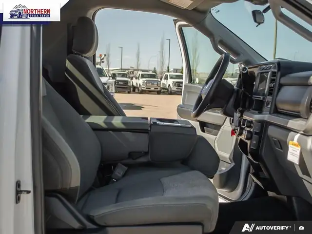 2024 Ford F-550 Chassis XLT Heavy-duty 2024 Ford F-550 Regula... - Photo 14